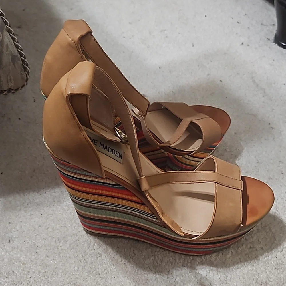 Wedges - Picture 1 of 4